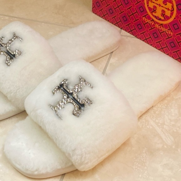 RARE LIKE NEW! Tory Burch Jeweled Shearling Slide Slippers Shoes Buttermilk - Picture 2 of 8